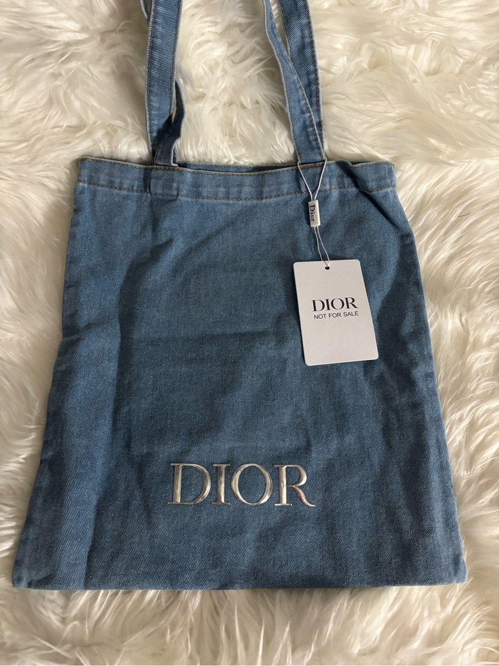 BEAUTE Blue Denim Tote with Pouch - Picture 5 of 6